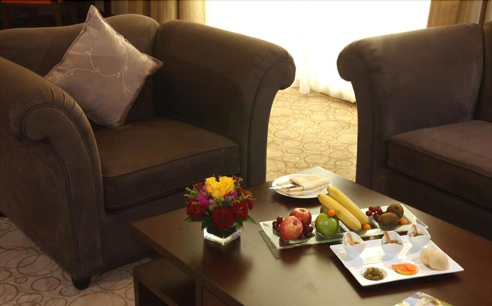 เอเอ็มที เมนา โดฮา Aparthotel ภายนอก รูปภาพ