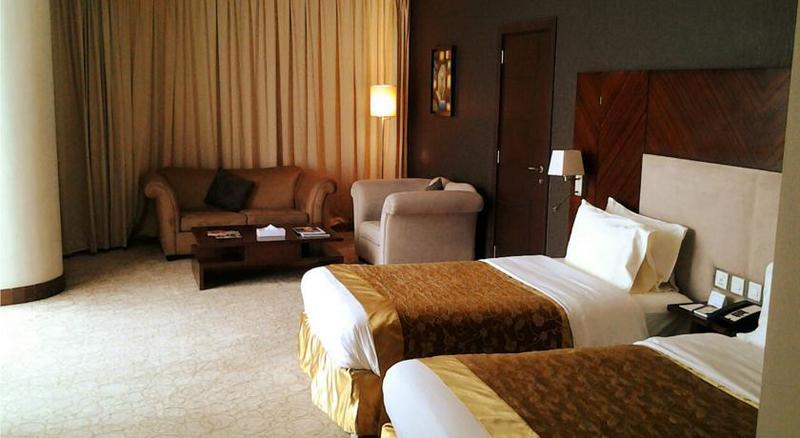 เอเอ็มที เมนา โดฮา Aparthotel ภายนอก รูปภาพ
